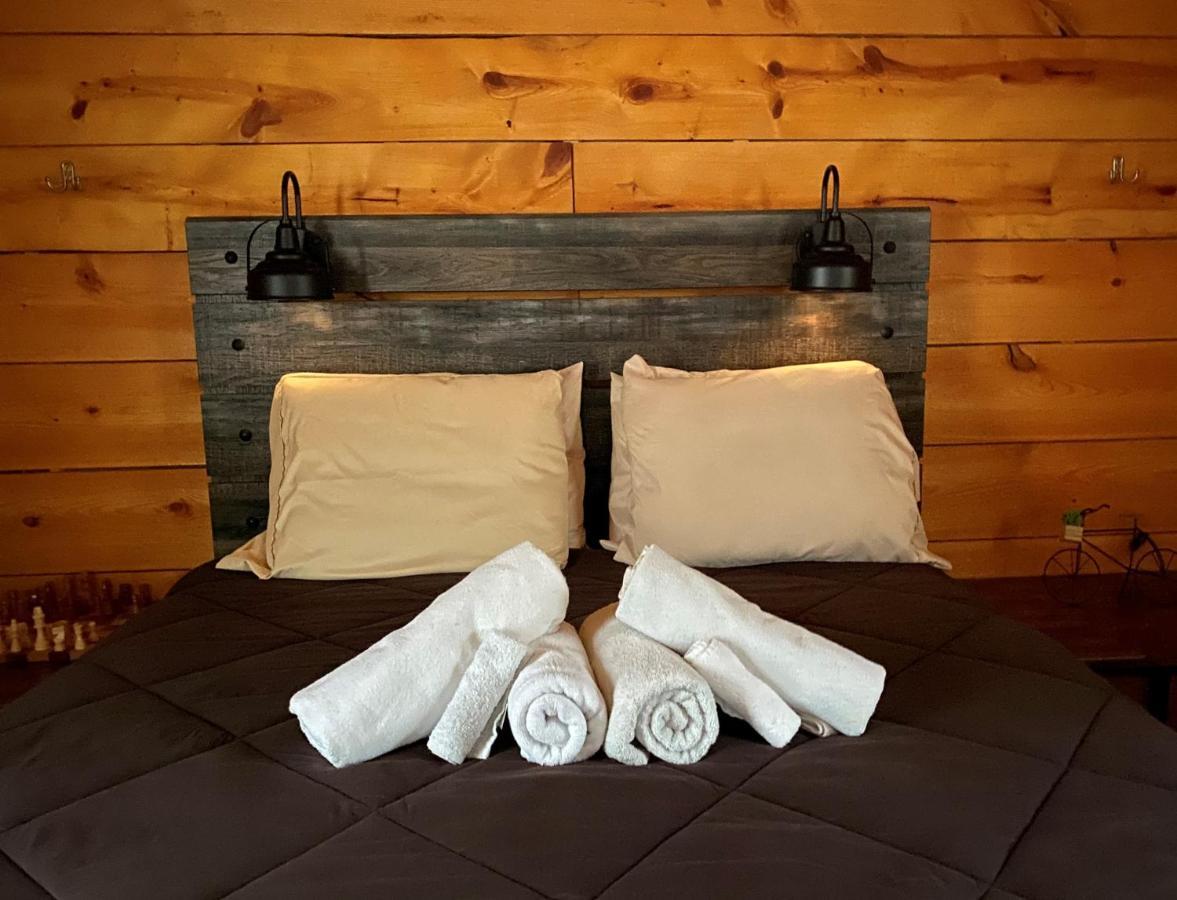 Canal Cabins Paw Paw Bagian luar foto