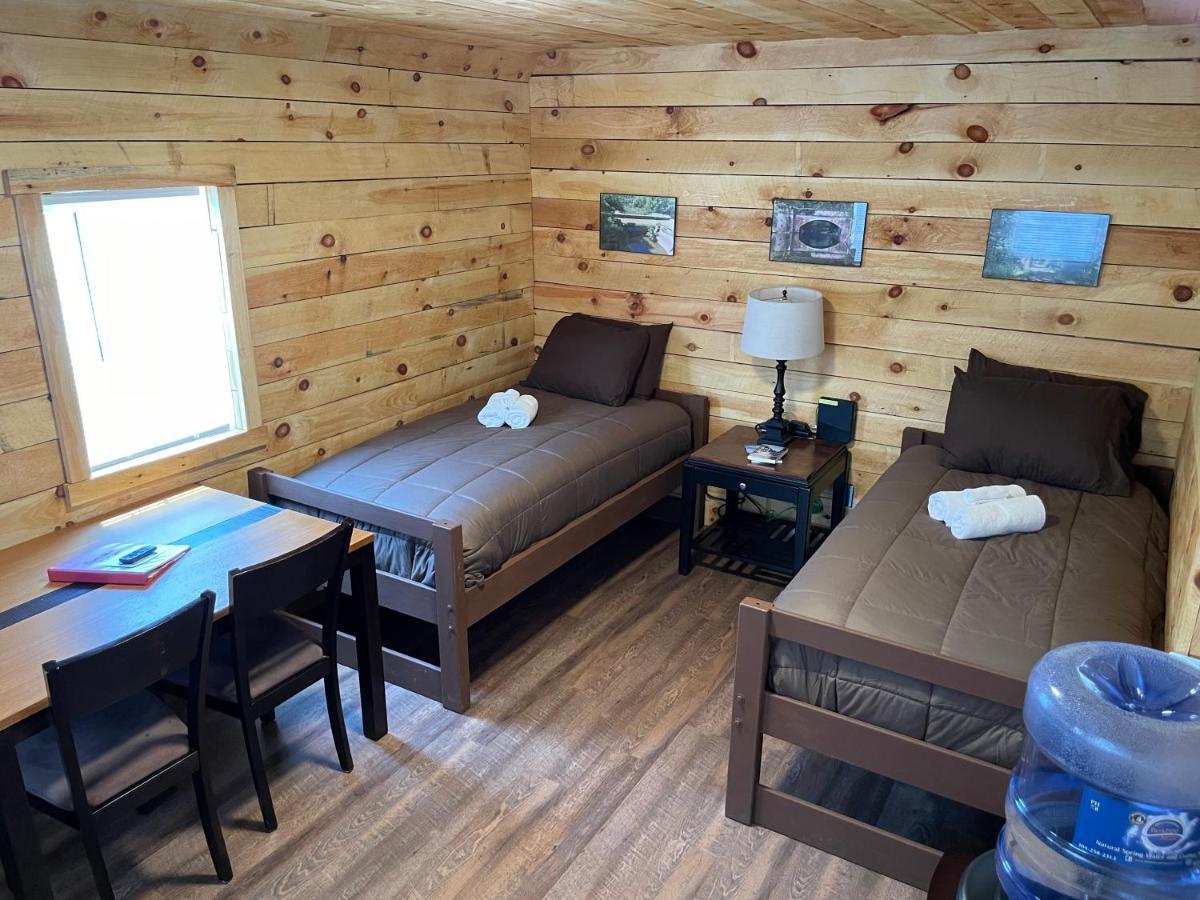 Canal Cabins Paw Paw Bagian luar foto